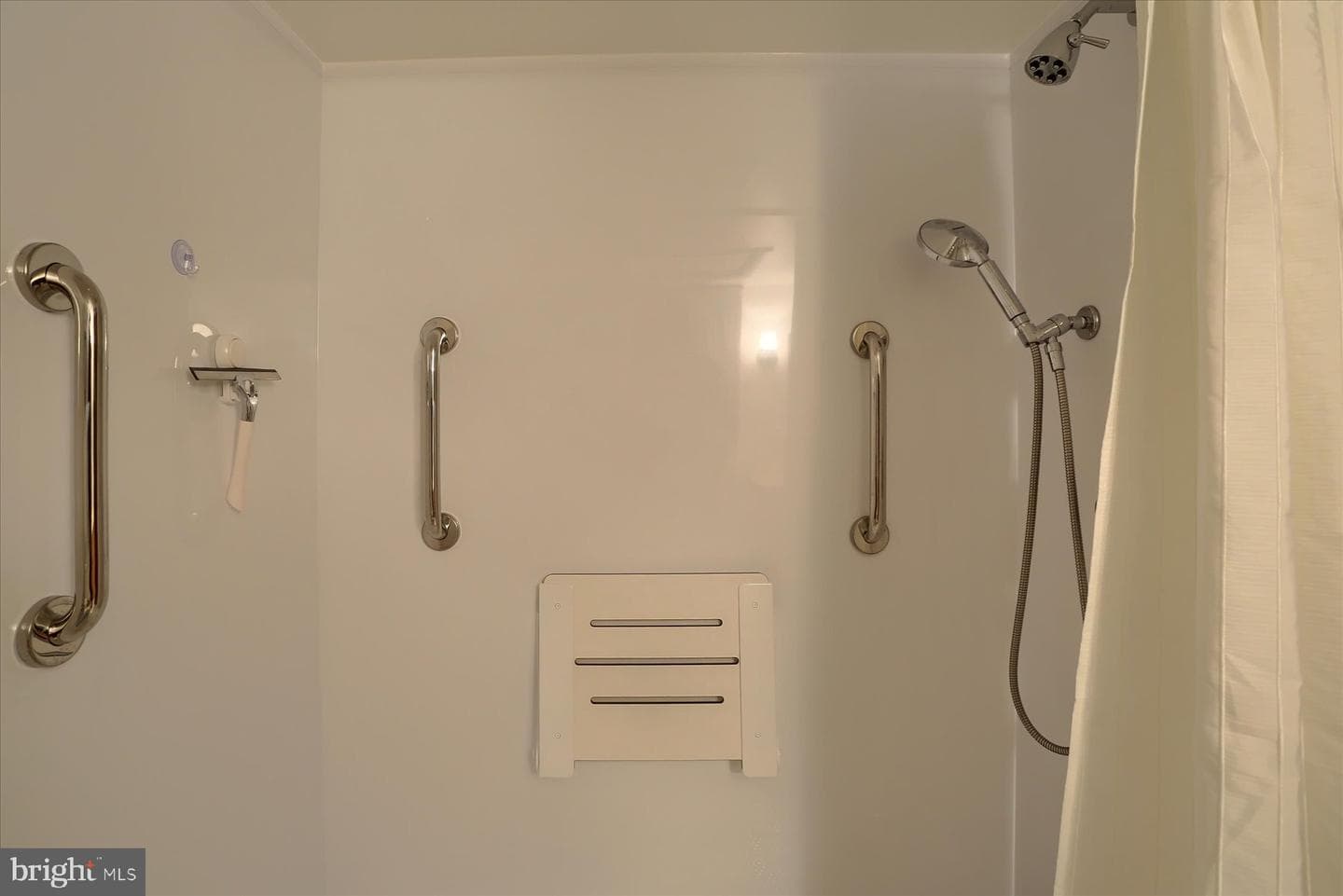 46 Vine Street photo 23