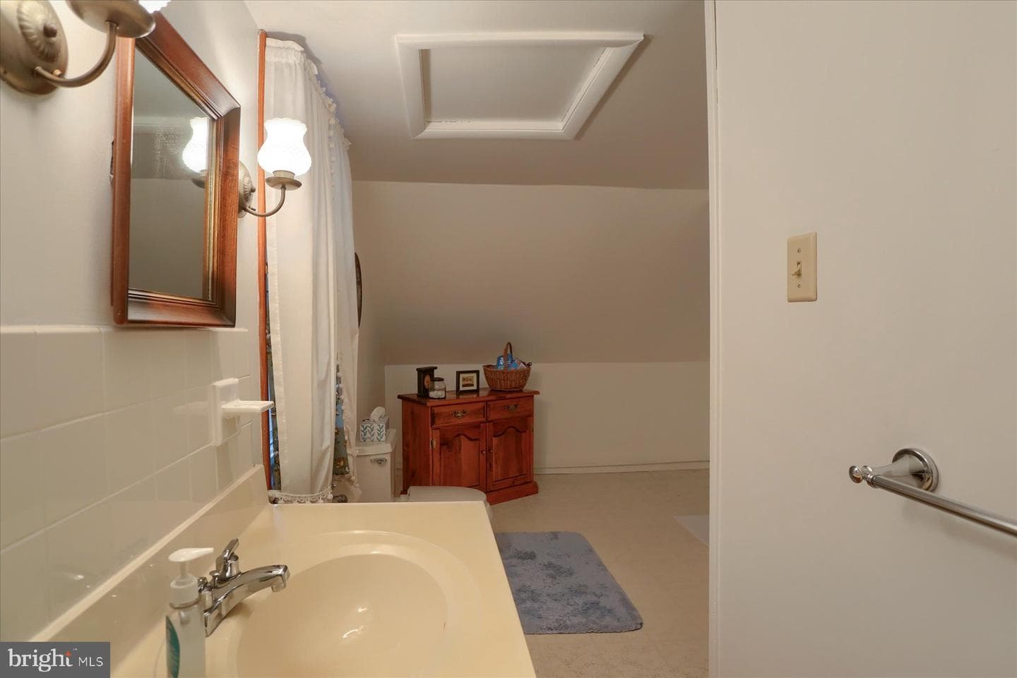 46 Vine Street photo 24