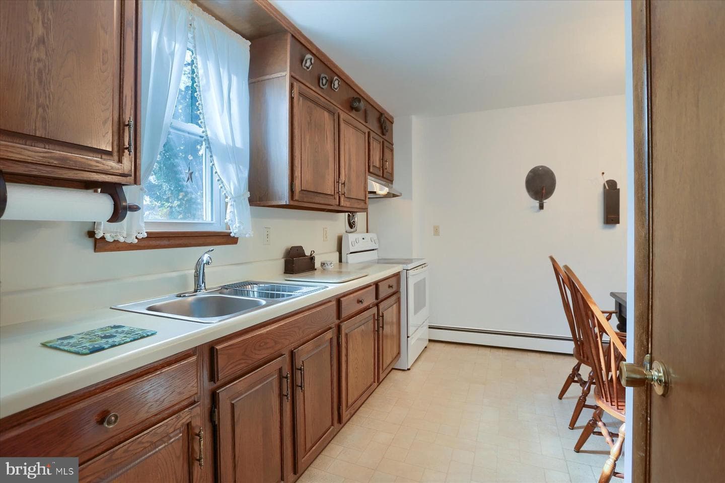 46 Vine Street photo 9