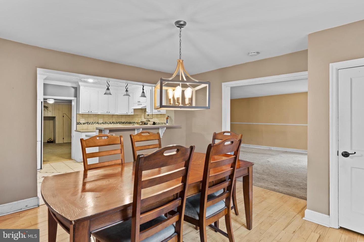 328 N Spring Street photo 8