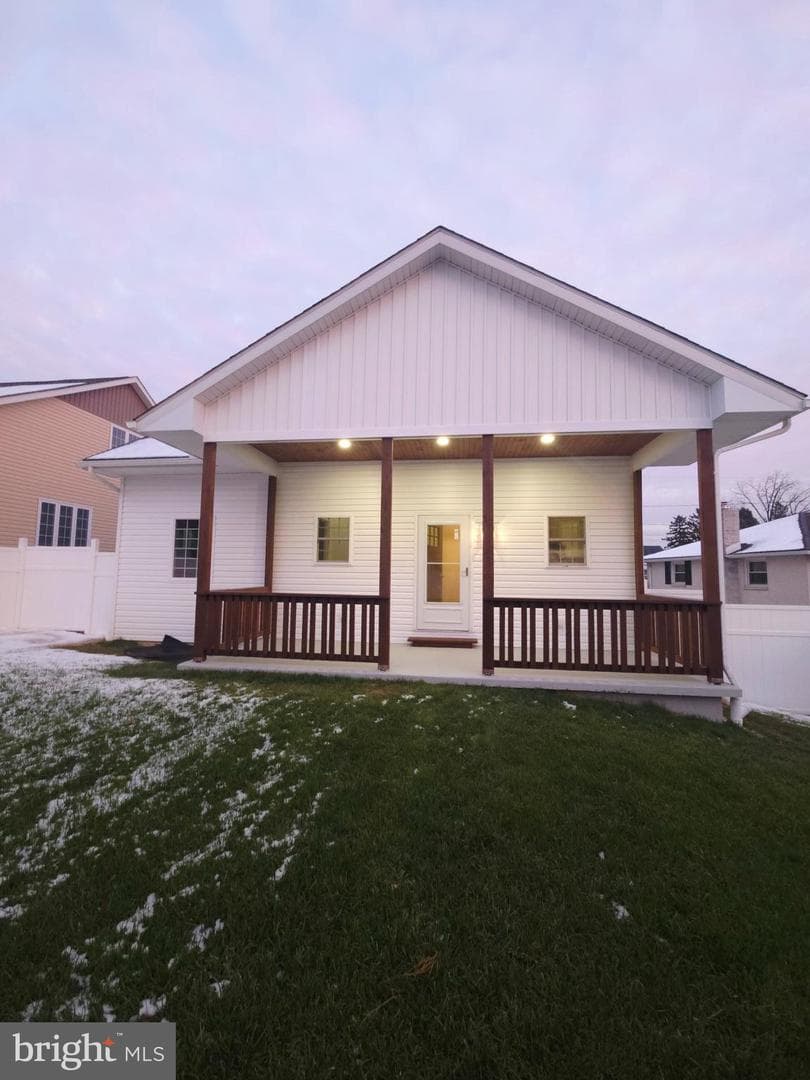 1015 Chambers Street photo 2