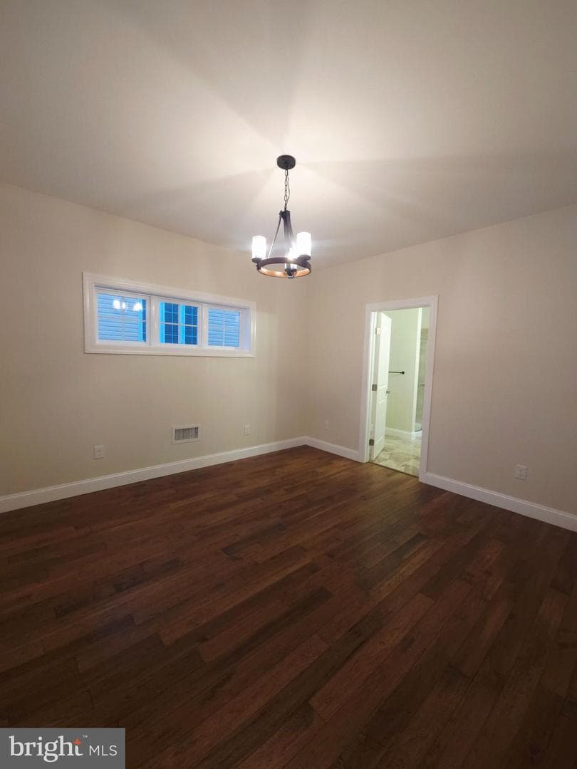 1015 Chambers Street photo 8