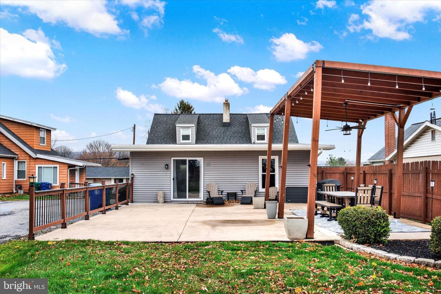 6129 Bluebird Avenue photo 28
