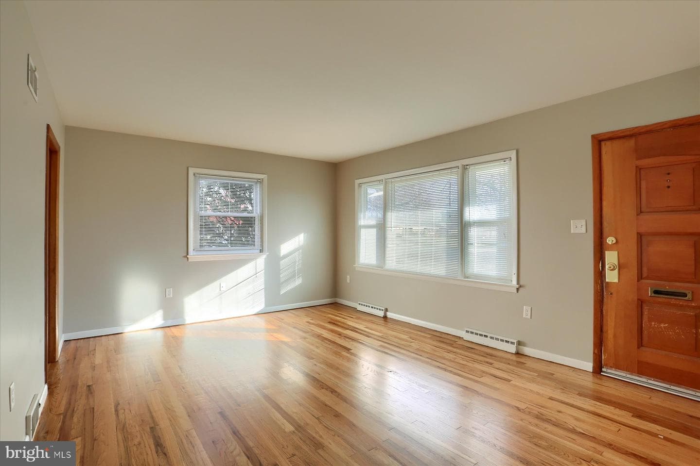 3240 Cloverfield Road photo 4