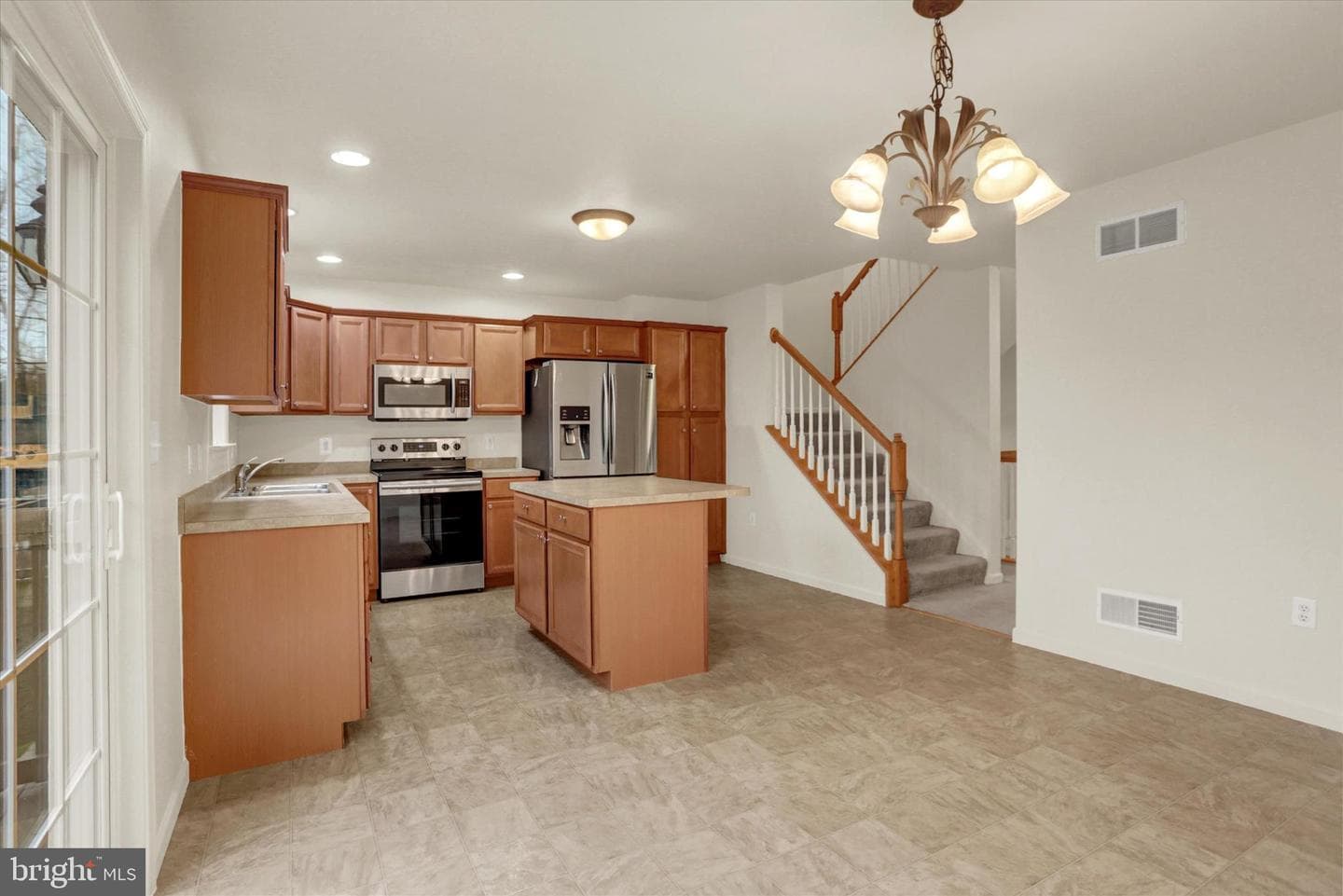 9089 Joyce Lane photo 20