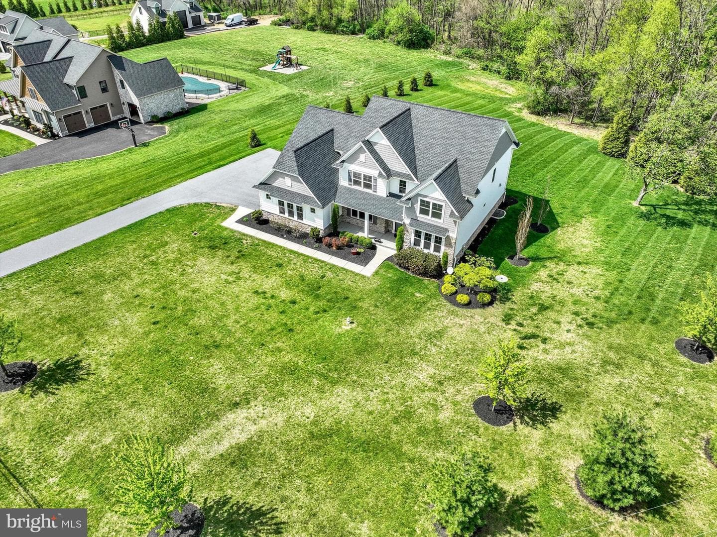 7186 Sterling Road photo 45