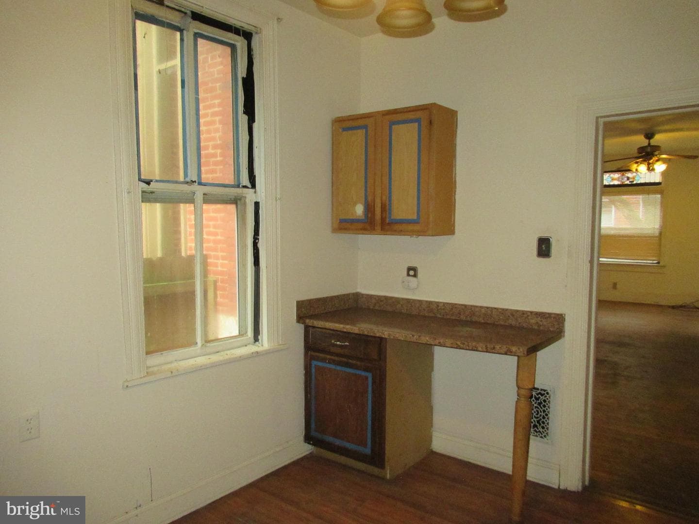 1525 Penn Street photo 5