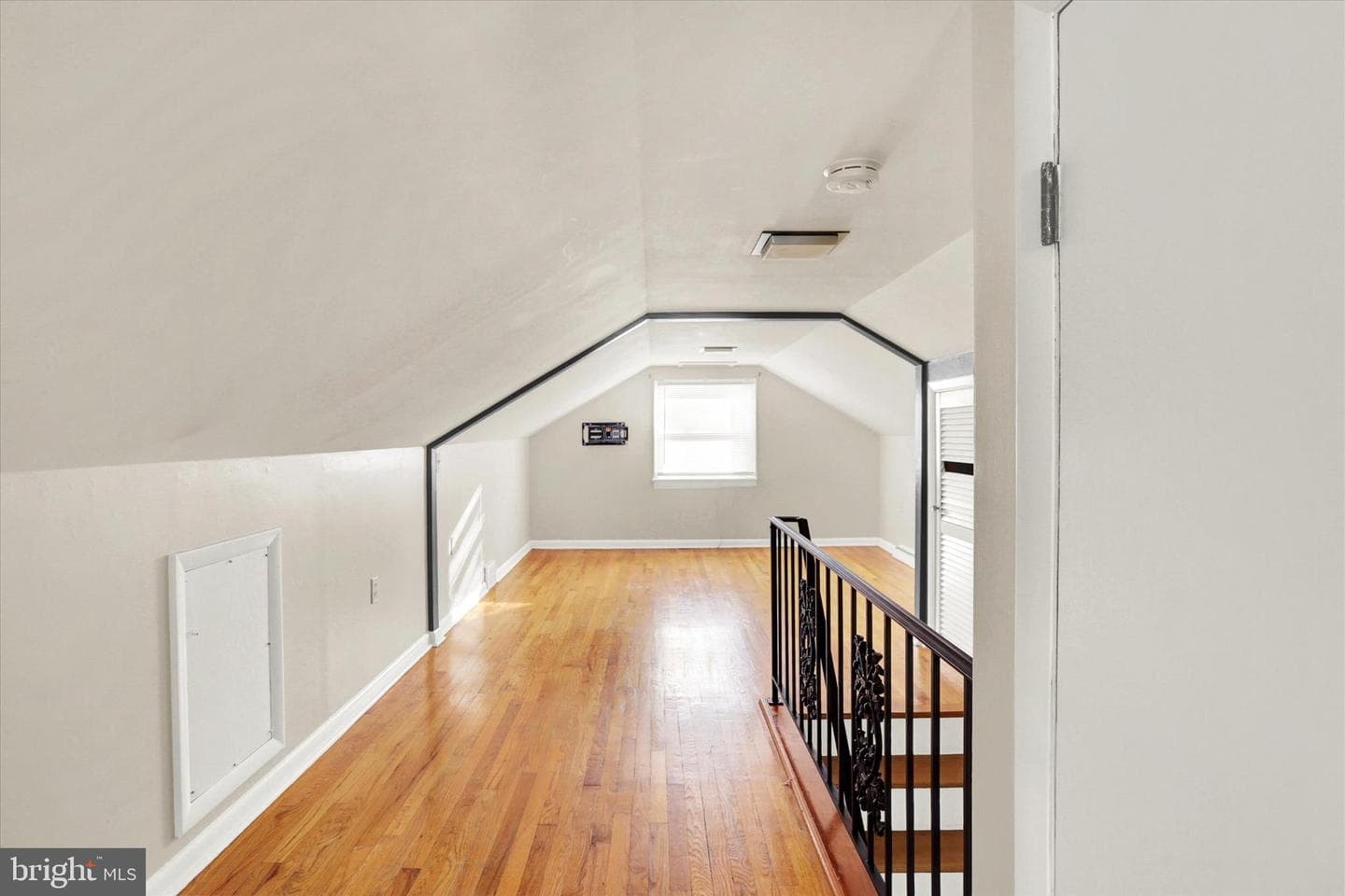 1271 3rd Street photo 25