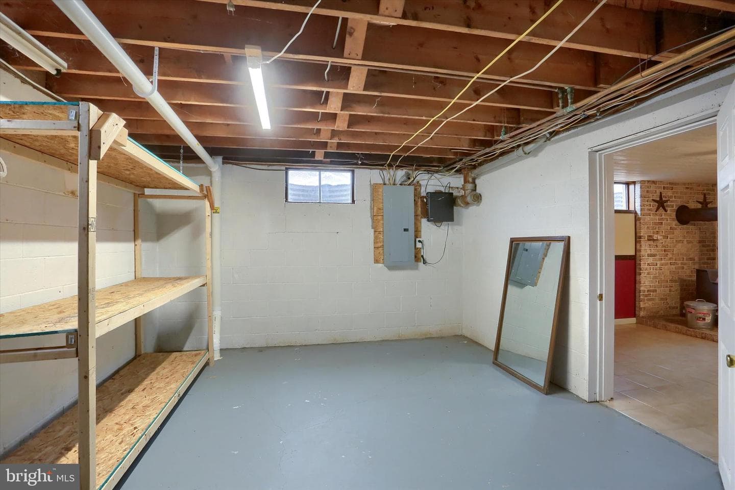 7194 Catherine Drive photo 21