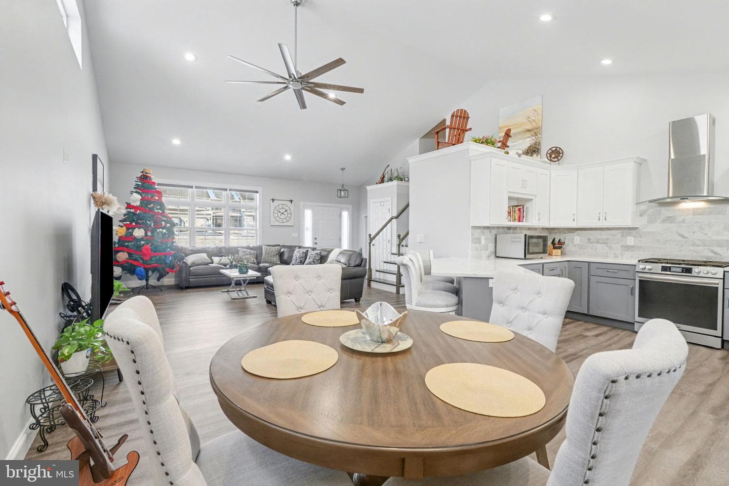 461 Kelker Street photo 7