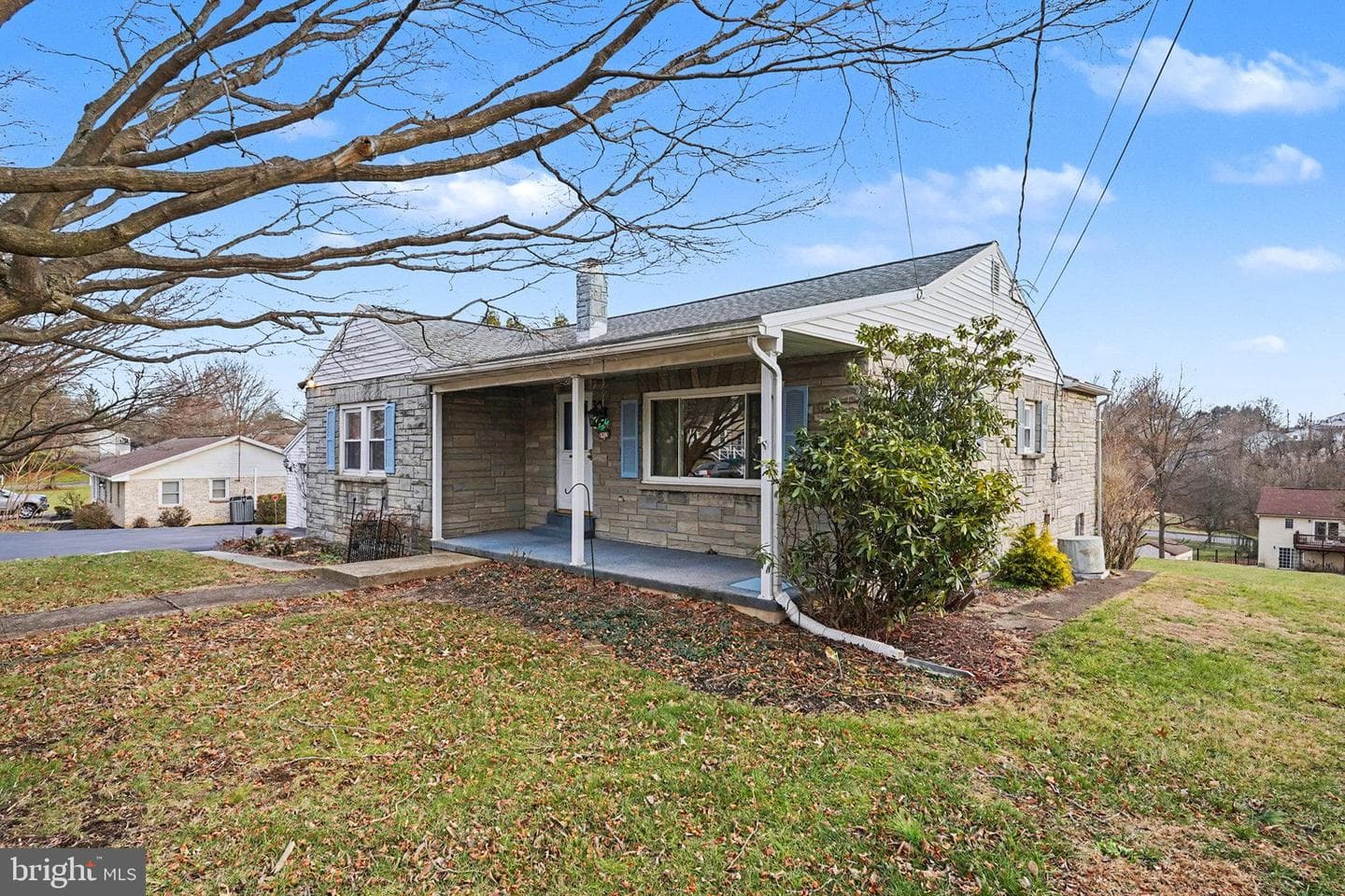 5113 Earl Drive photo 3