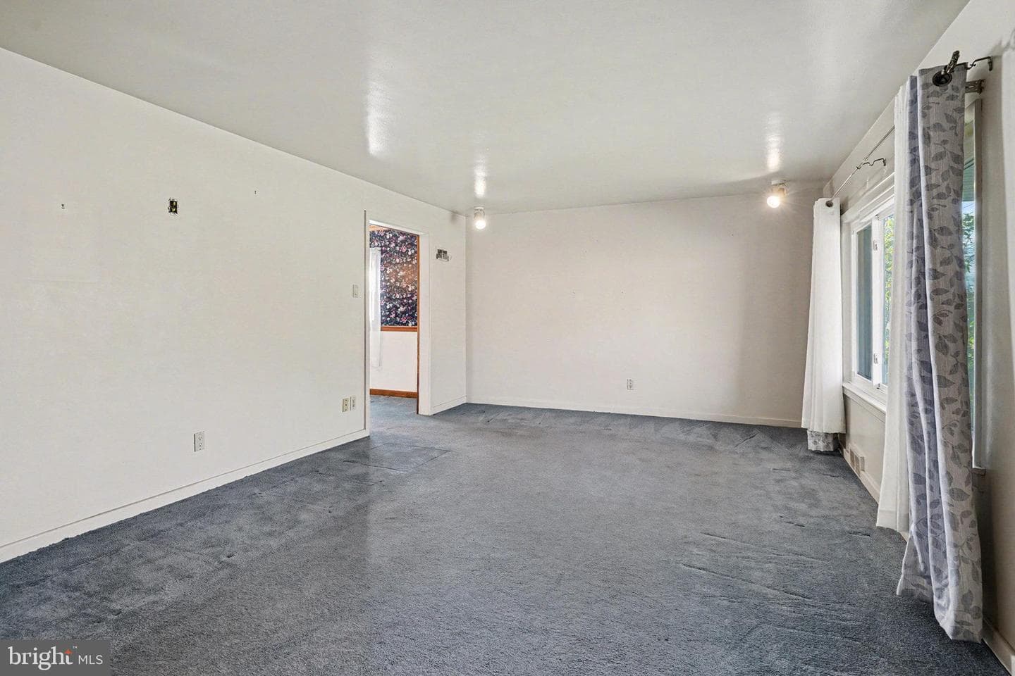 5113 Earl Drive photo 5