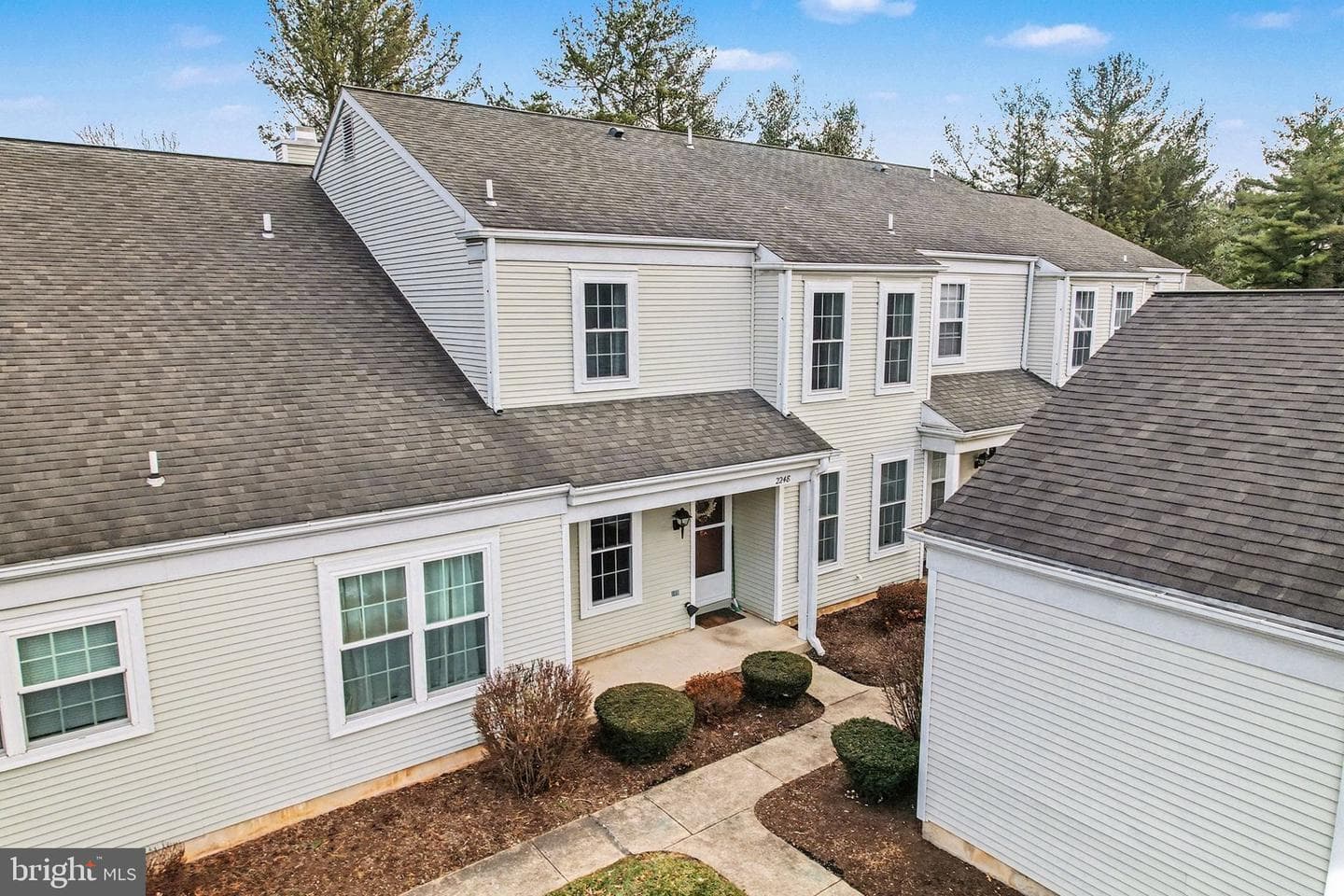 2248 Wexford Road photo 27
