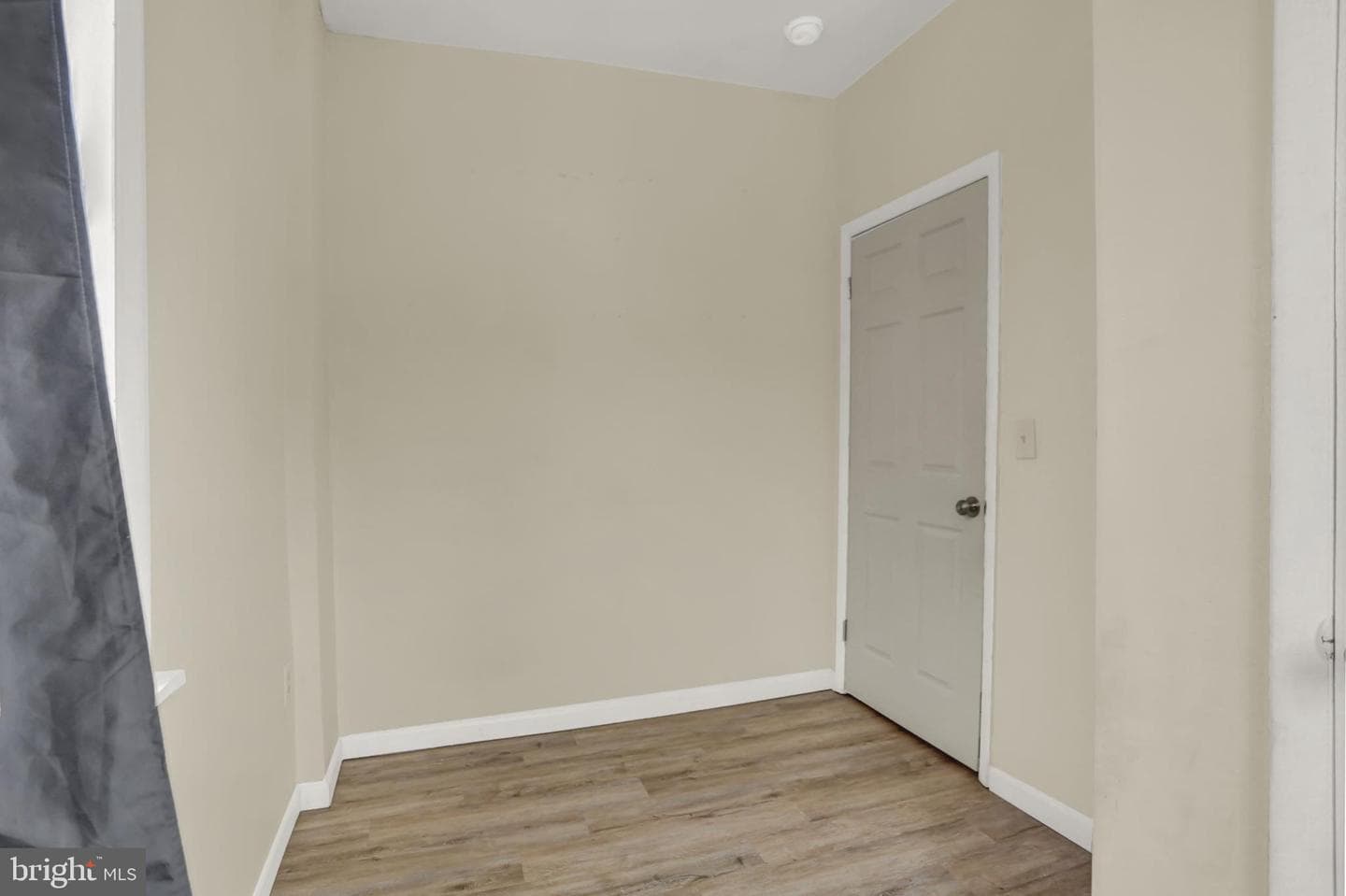 518 Emerald Street photo 15
