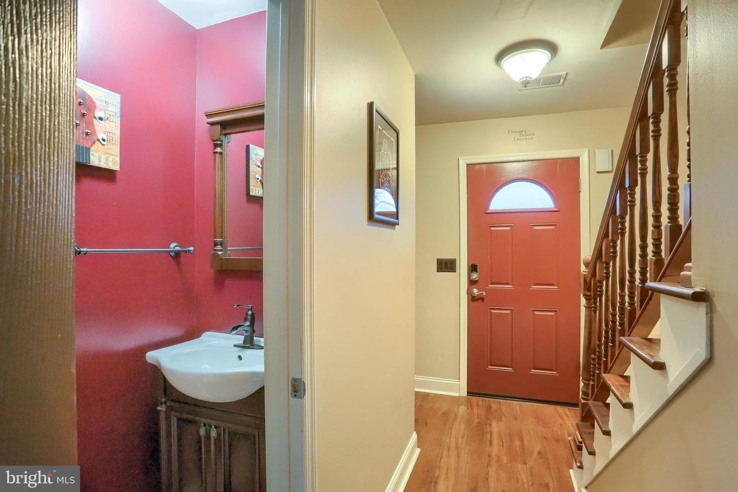 850 Cardinal Drive photo 14