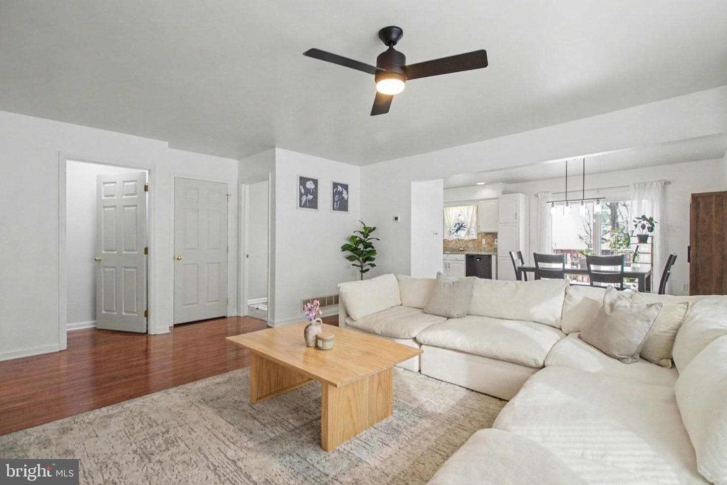 568 Kelker Street photo 11