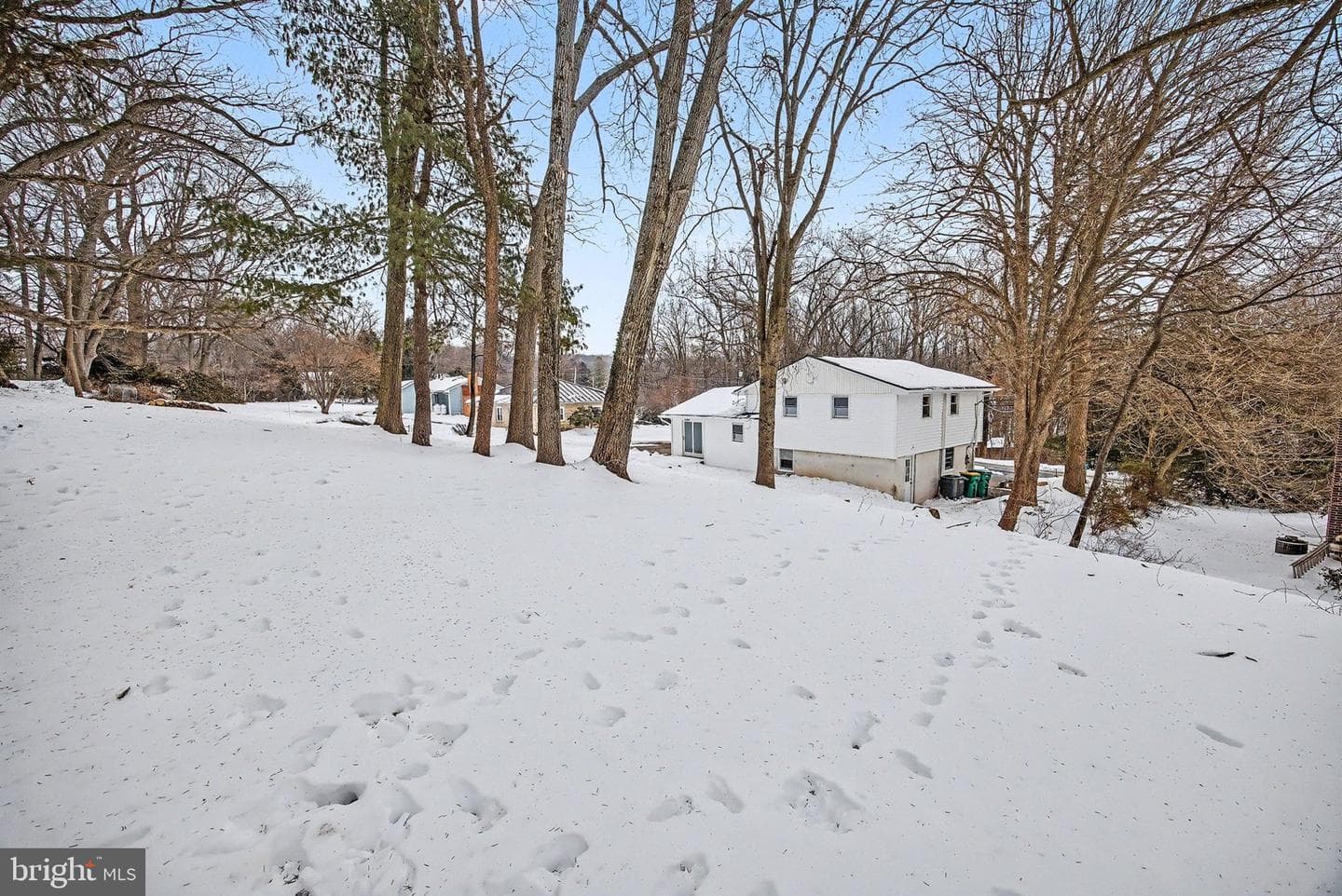 857 Twin Oaks Drive photo 25