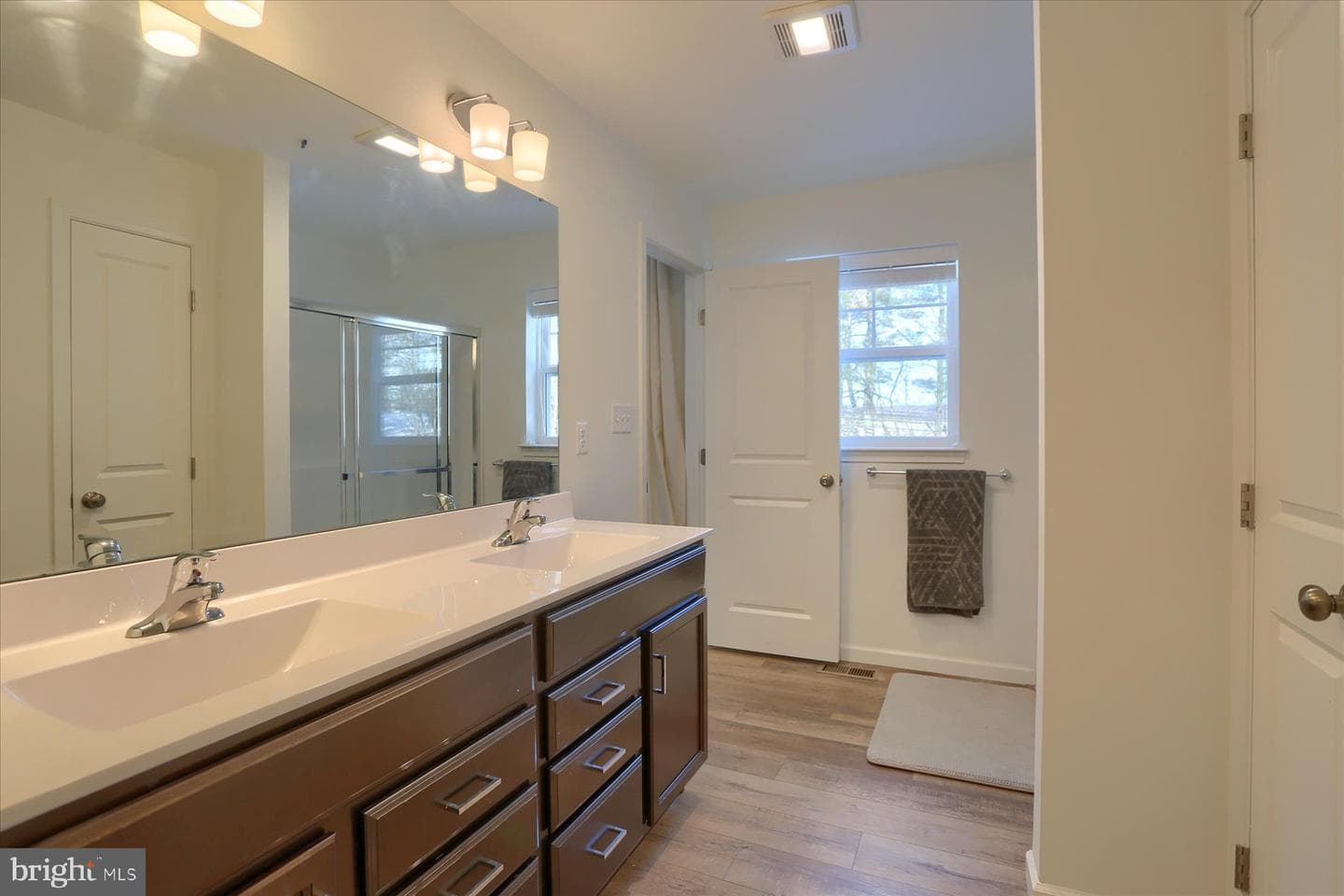 110 Emma Circle photo 19