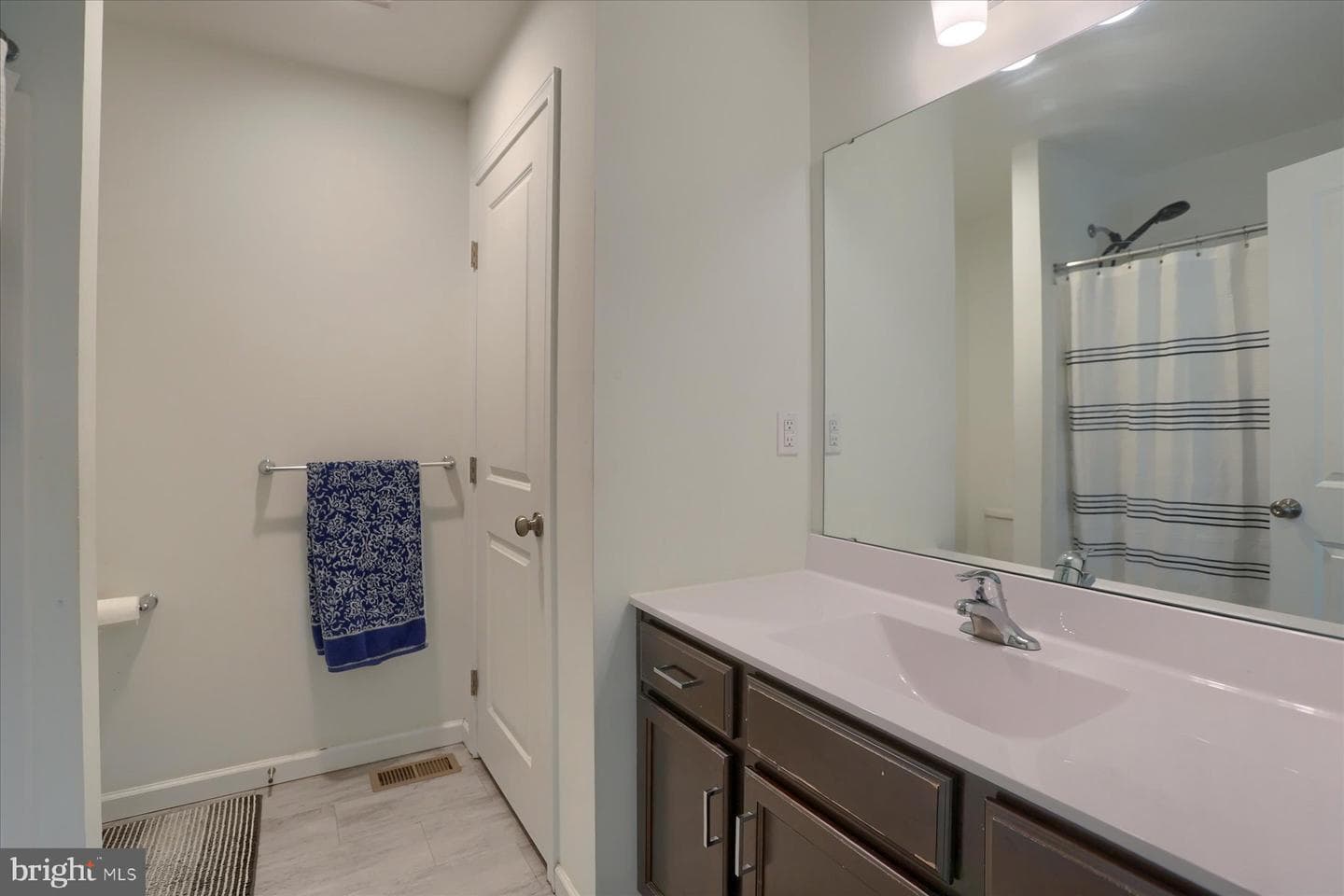110 Emma Circle photo 21