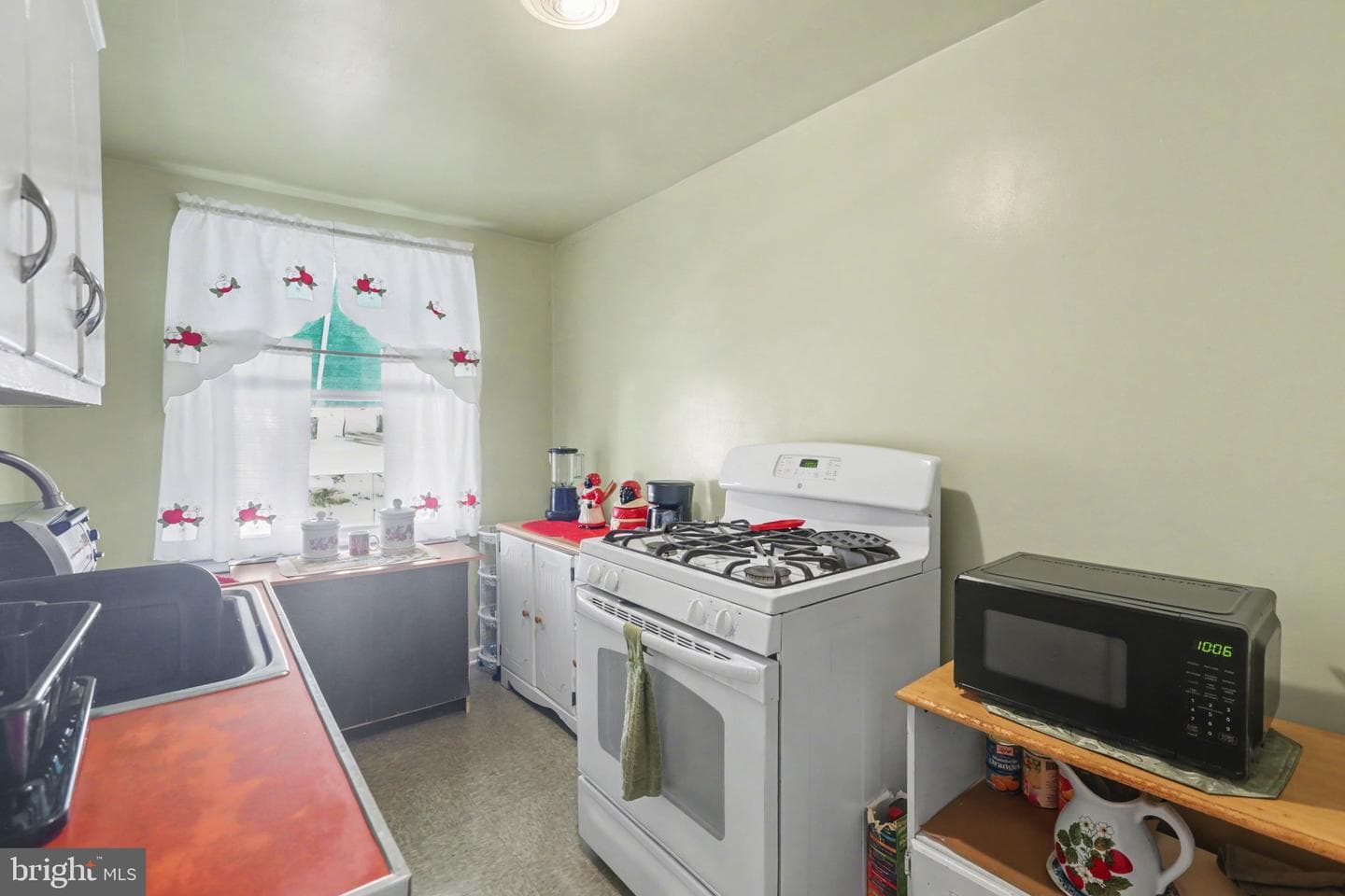 2104 Berryhill Street photo 11