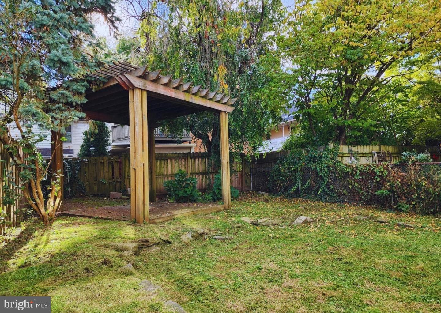 622 Showers Street photo 23