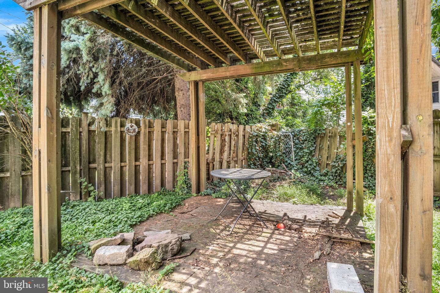 622 Showers Street photo 24
