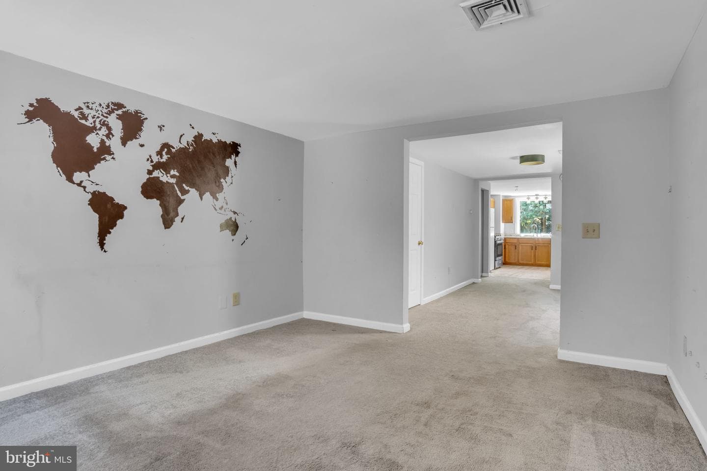 622 Showers Street photo 3