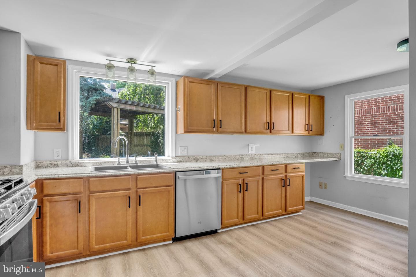 622 Showers Street photo 7