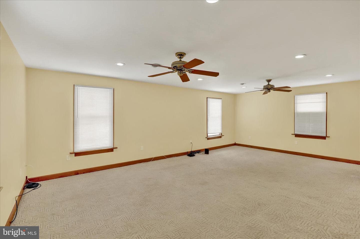 1239 S Meadow Lane photo 24
