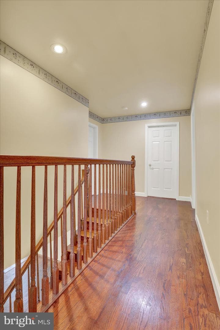1239 S Meadow Lane photo 30
