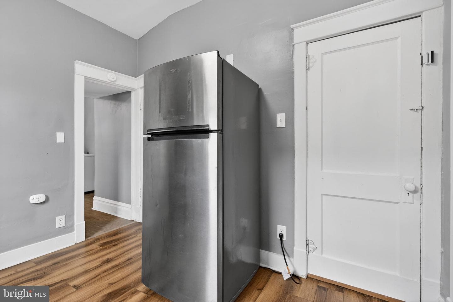 409 Emerald Street photo 12