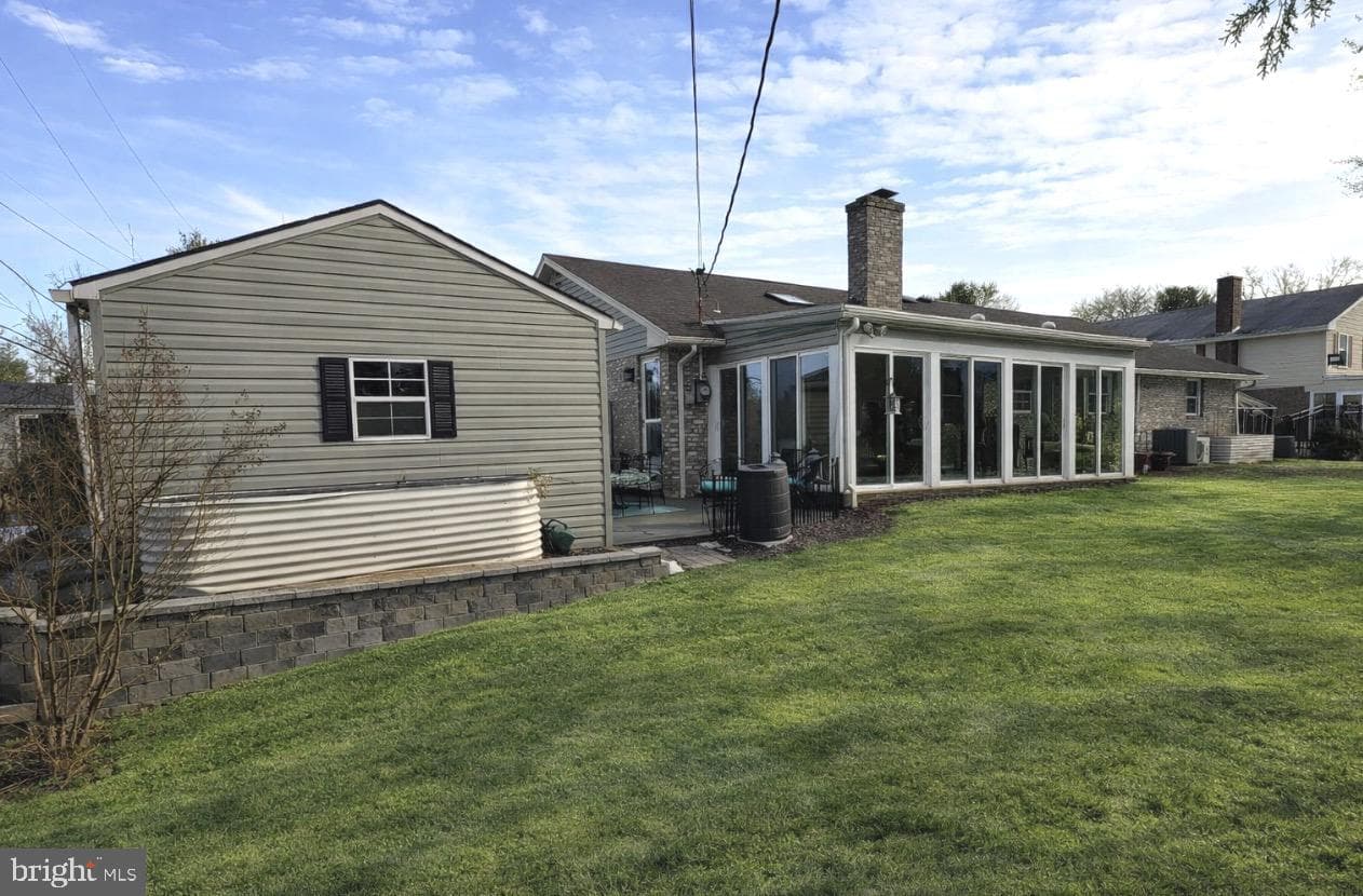 214 William Drive photo 6