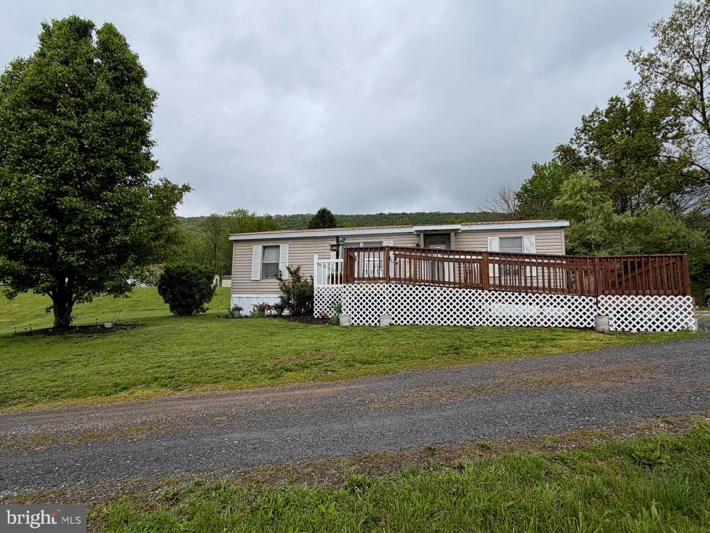 131 Sunset Drive photo 2