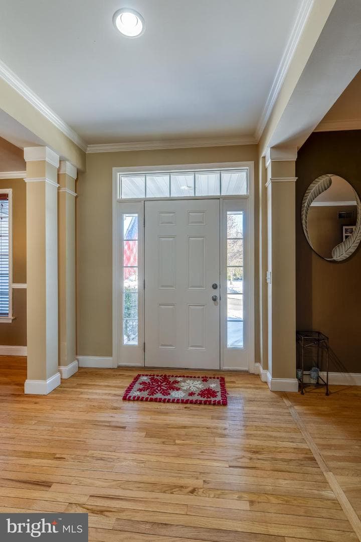 2212 Pullman Way photo 6