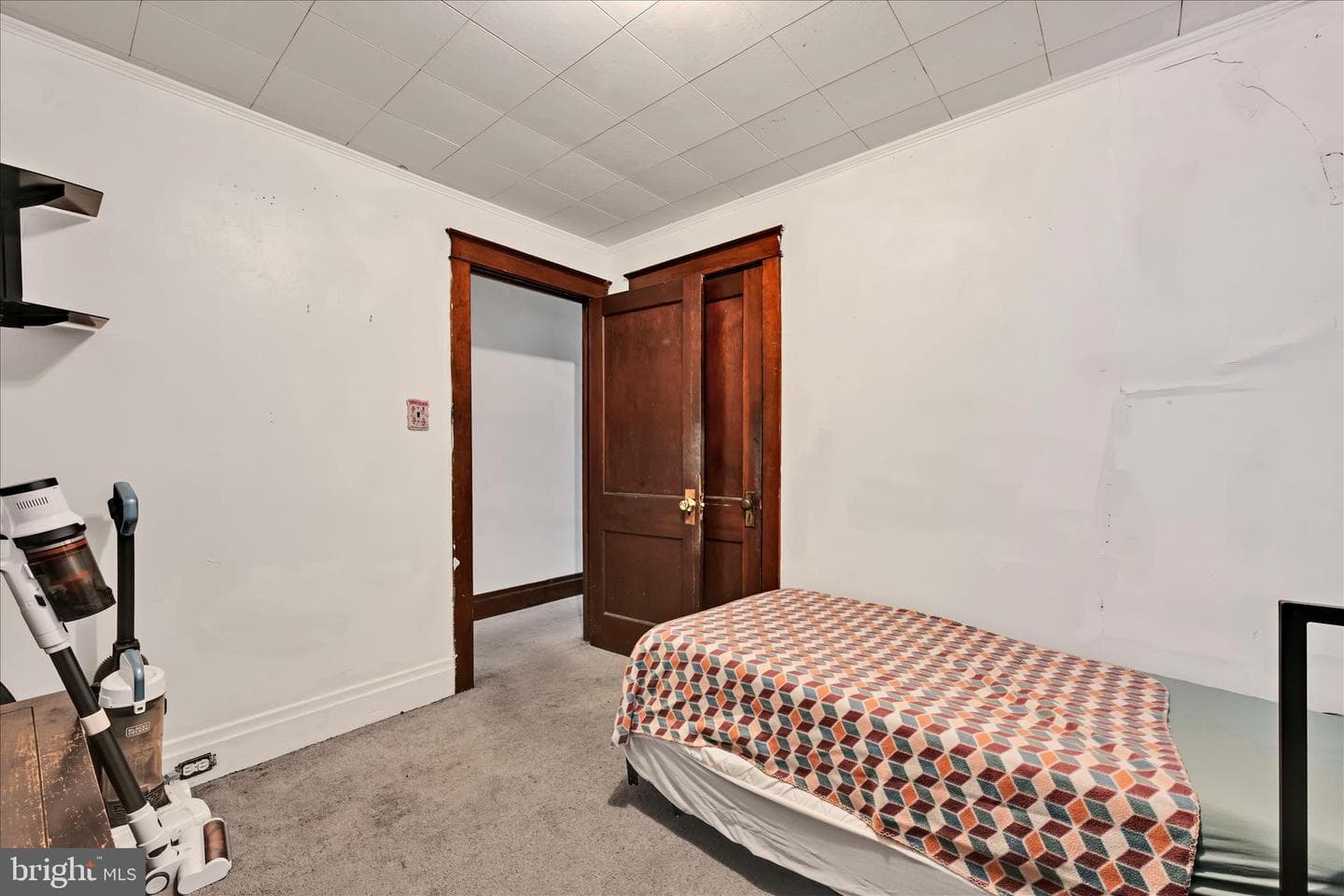 544 Spruce Street photo 23
