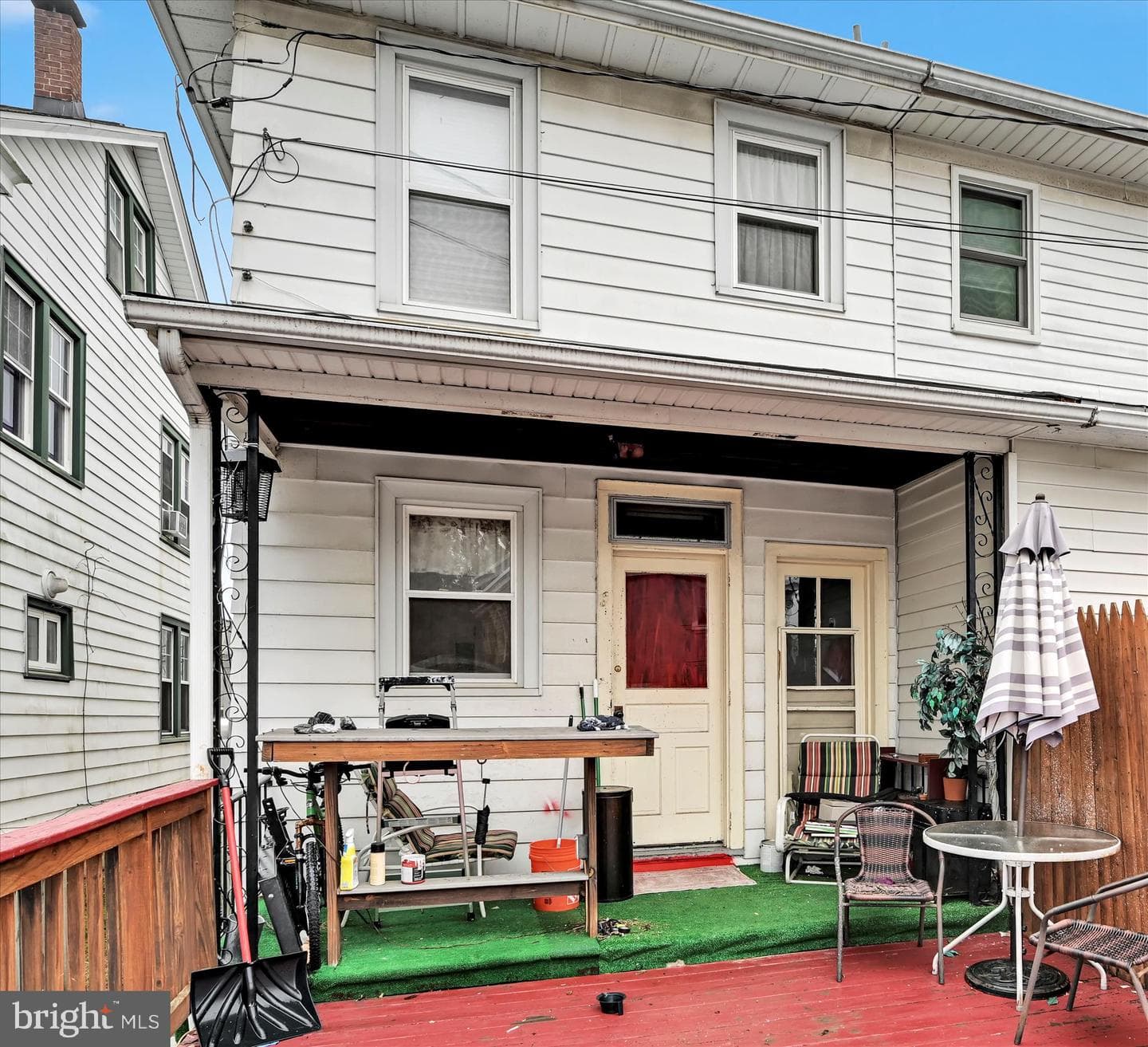 544 Spruce Street photo 31