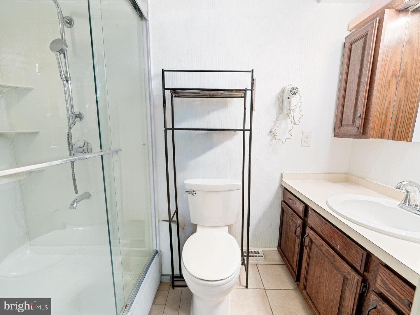 5724 Kenwood Avenue photo 24