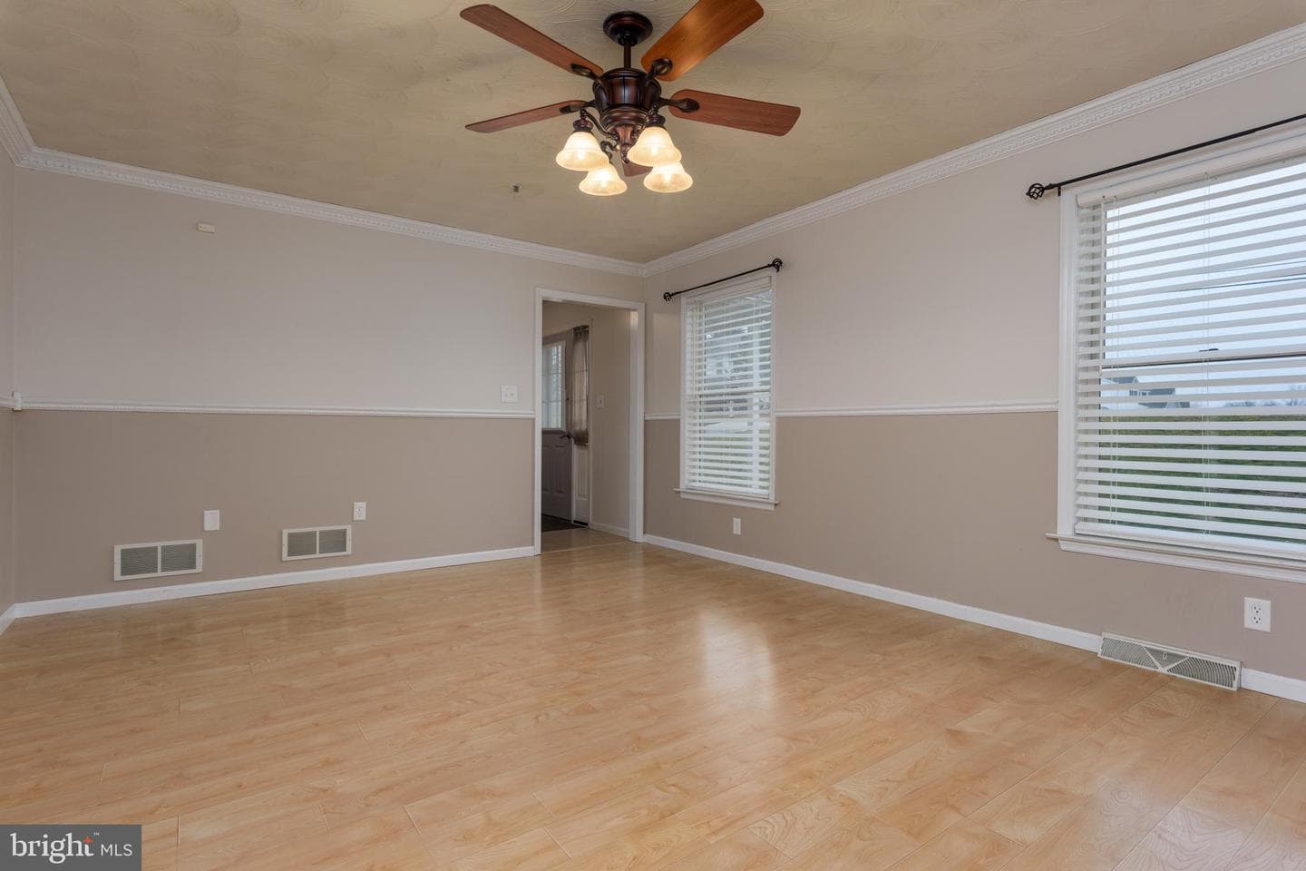 1650 Rosedale Avenue photo 17