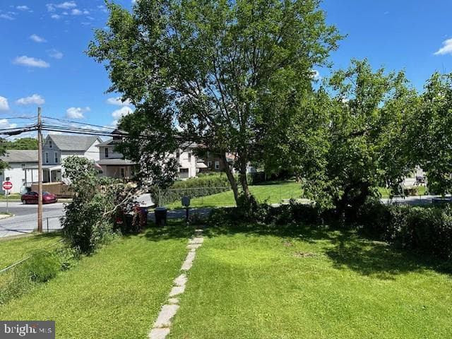 2502 Hoffer Street photo 13