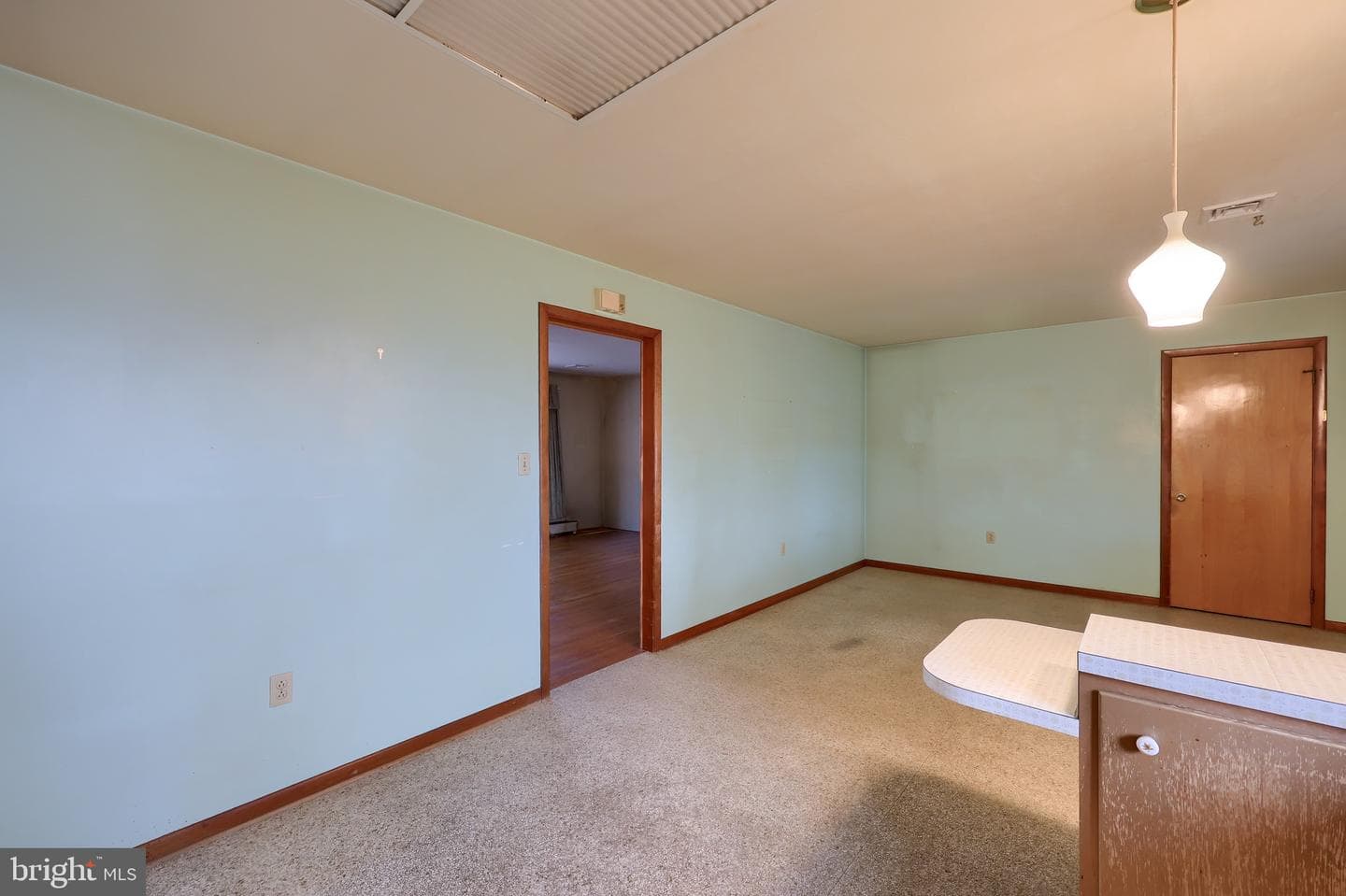 222 Robin Road photo 15