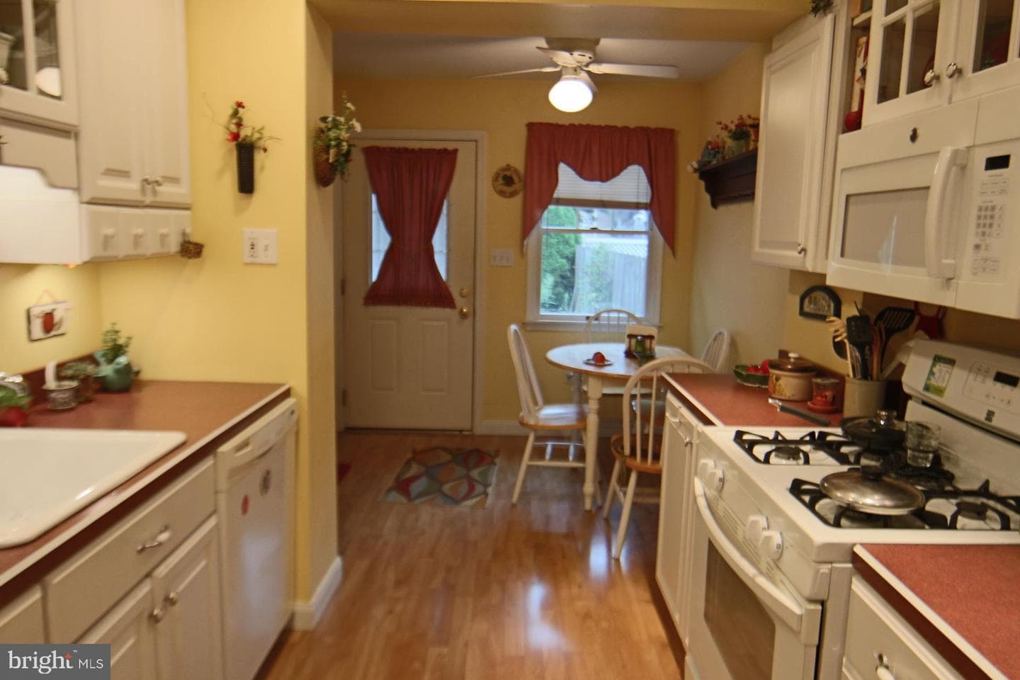 501 Vine Street photo 16