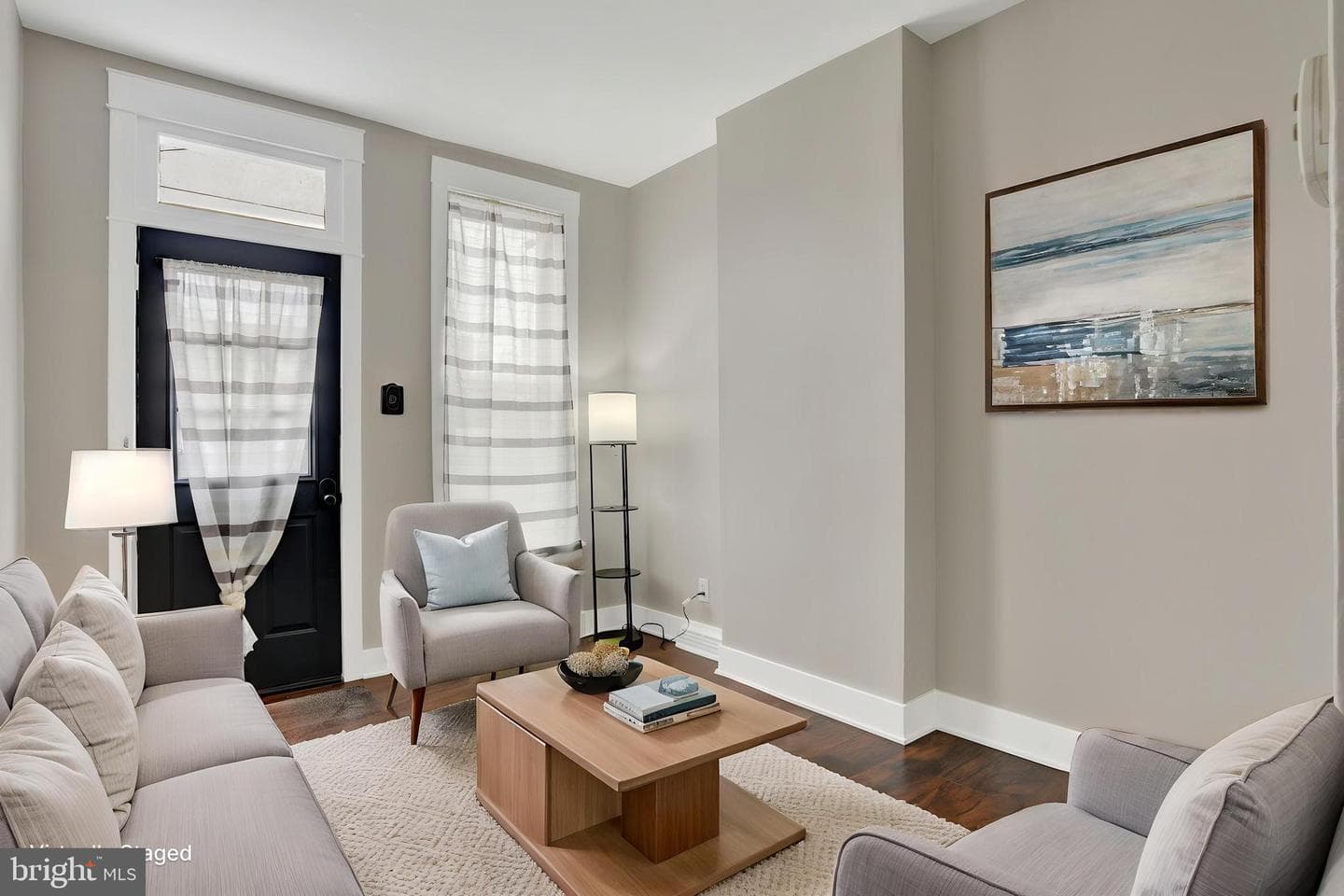 1425 William Street photo 6