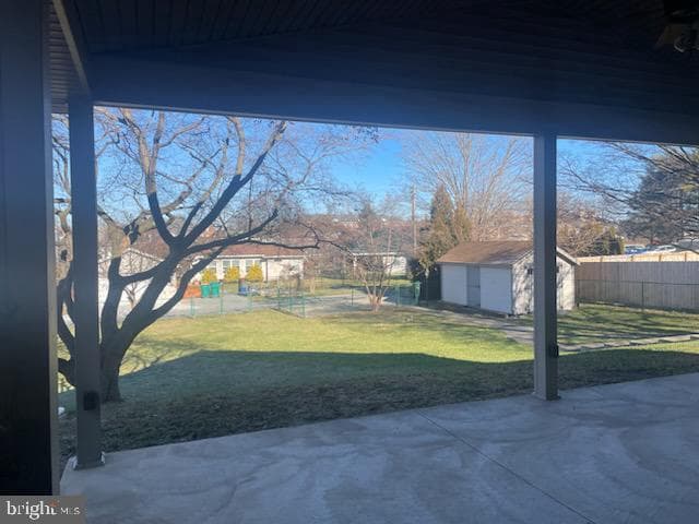419 W Areba Avenue photo 20