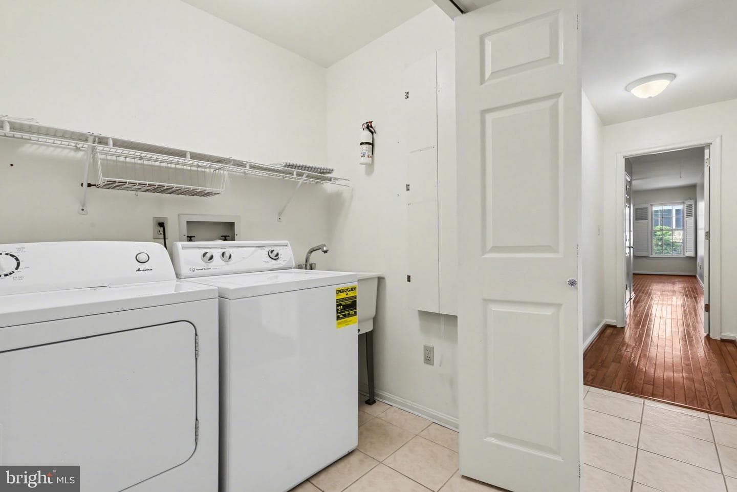 81 Cambridge Drive photo 24