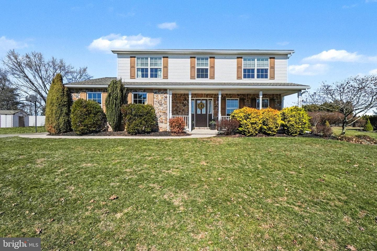 44 Oak Avenue photo 2