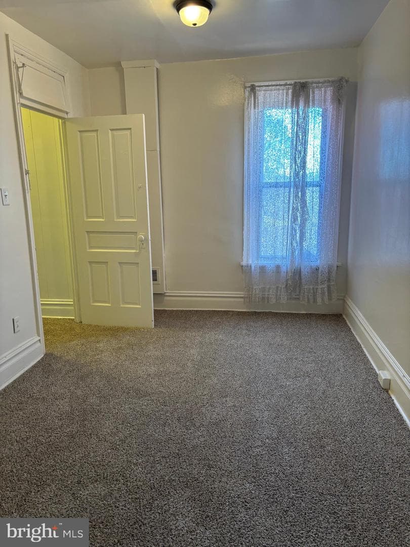 433 Peffer Street photo 14