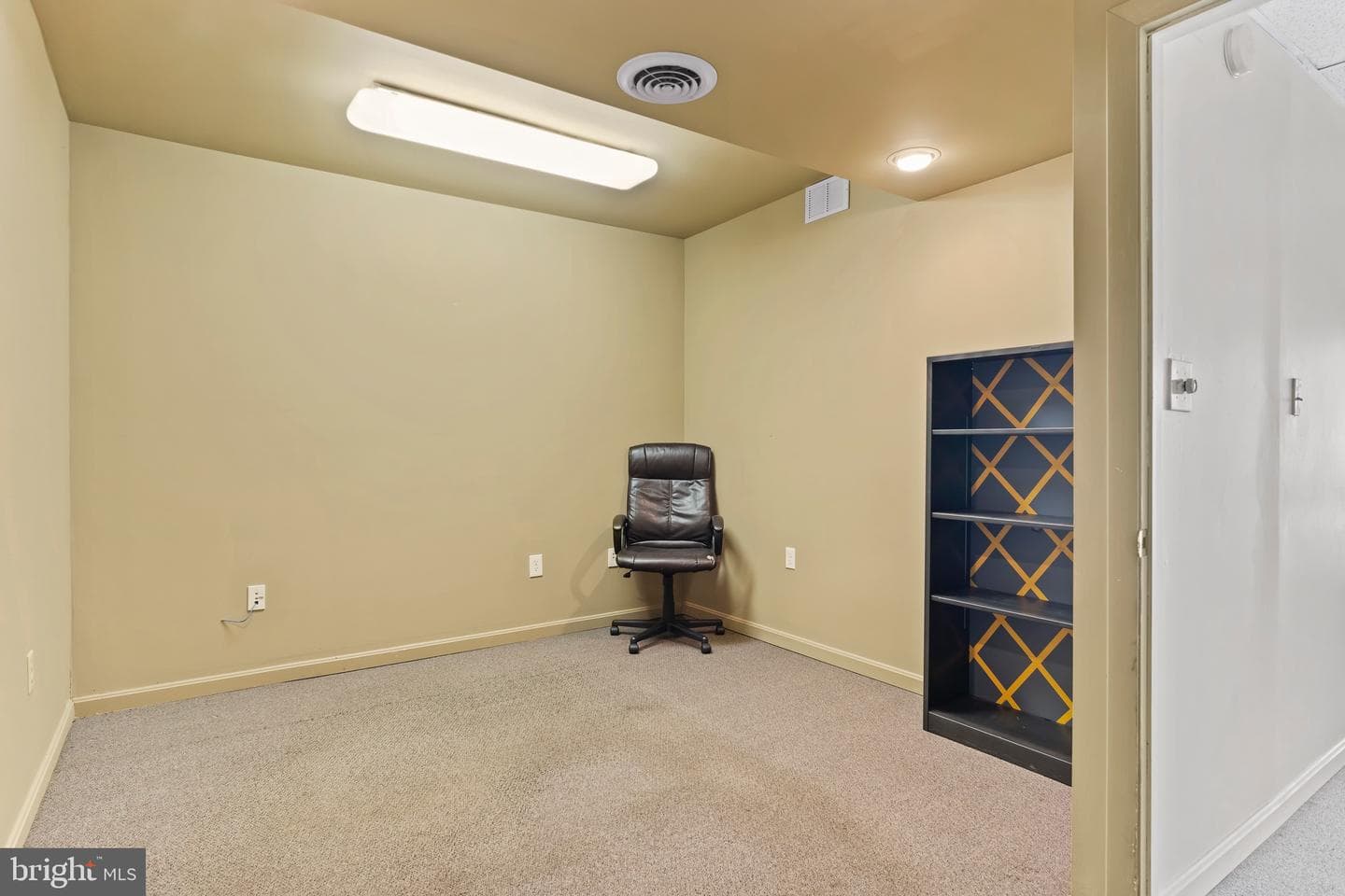 3510 Derry Street photo 25