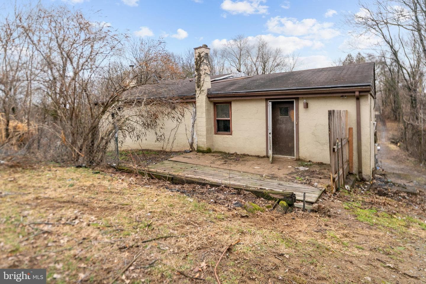 7732 Jonestown Road photo 2