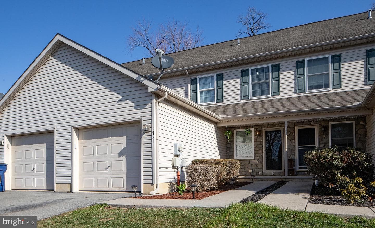 1781 Lakeside Drive