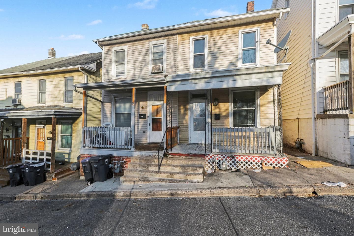 335 Poplar Street